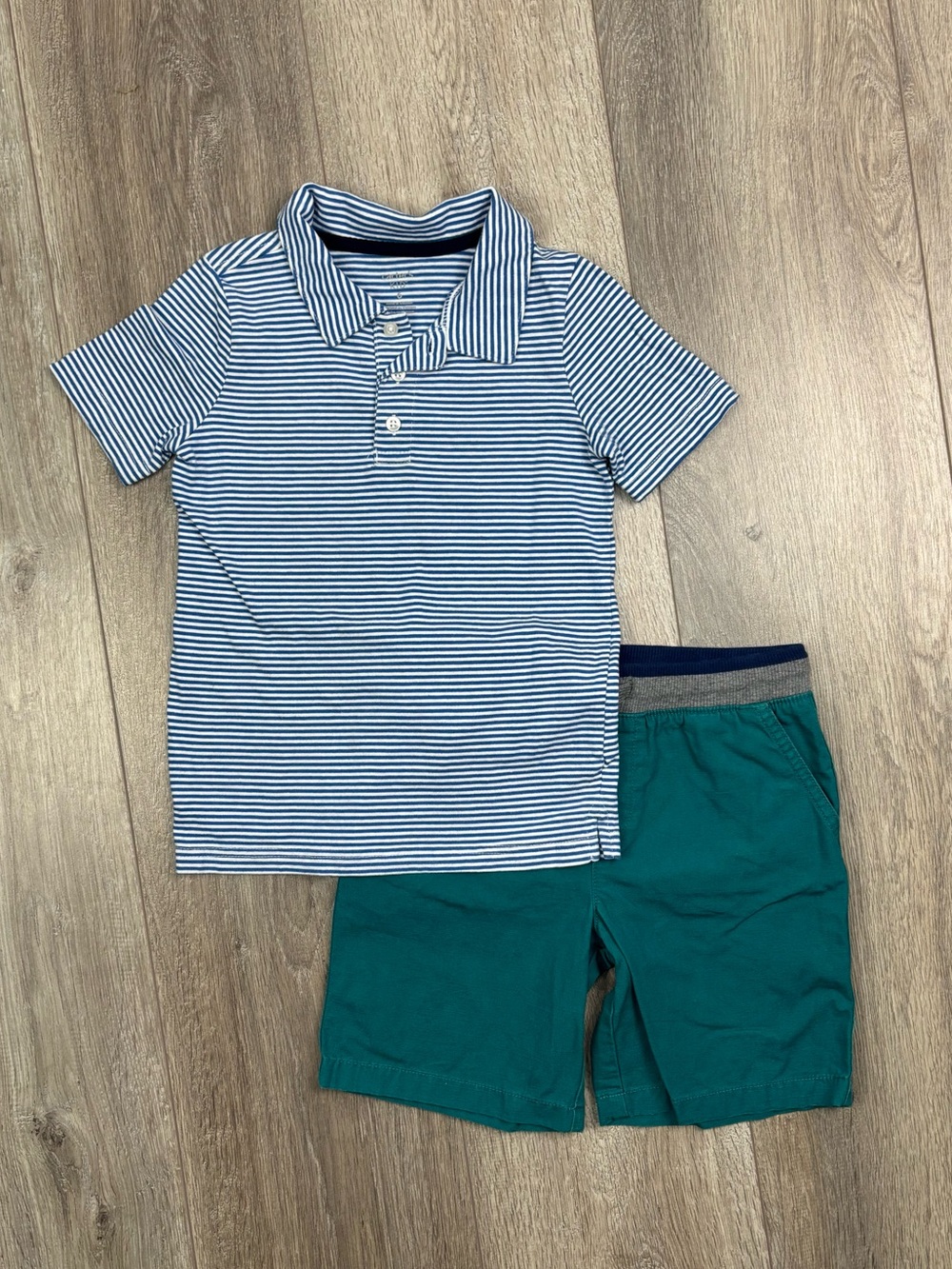 Carter’s Striped Polo Shirt Size 6 Blue White Stripes - Picture 7 of 8